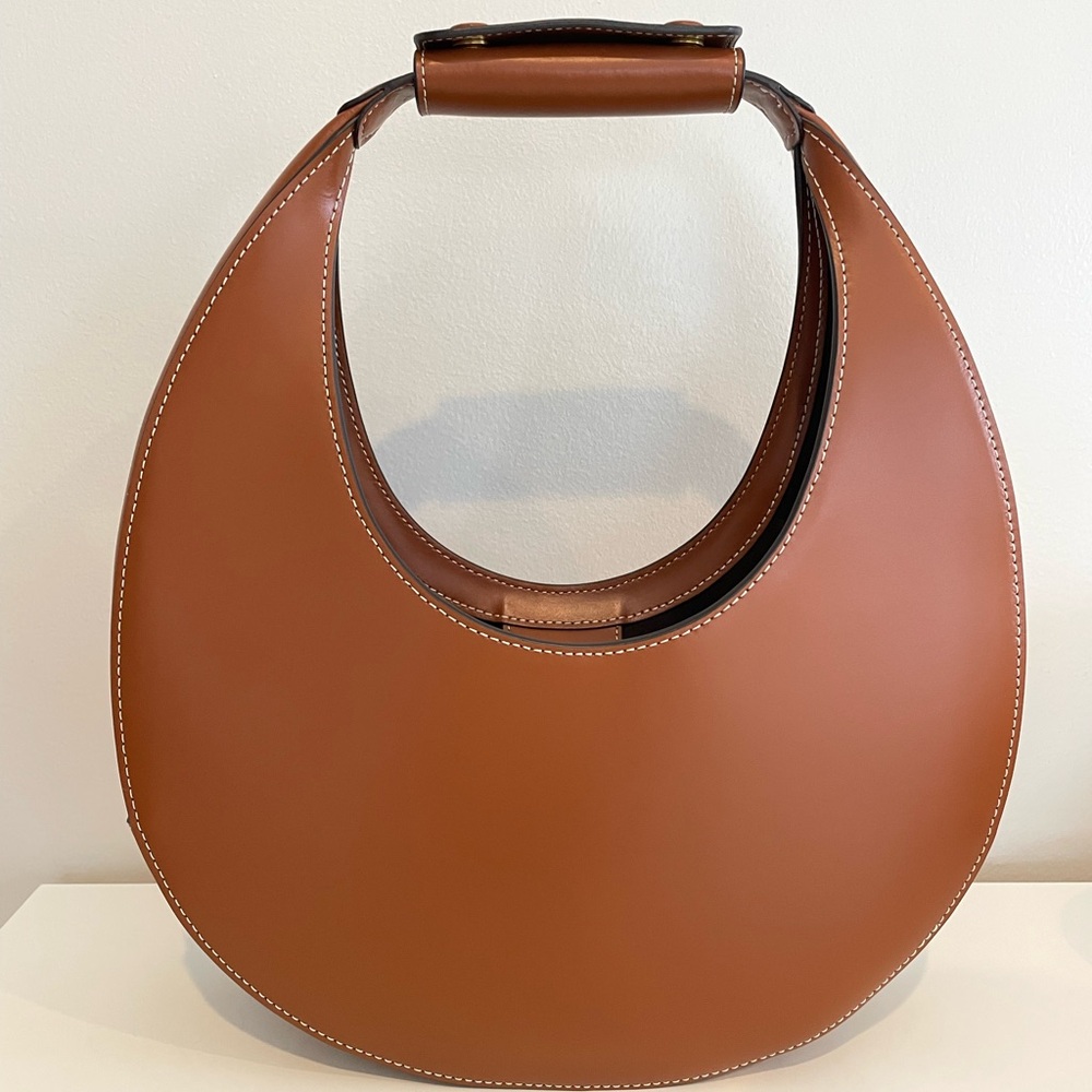 STAUD moon leather saddle bag
Pristine condition, used once